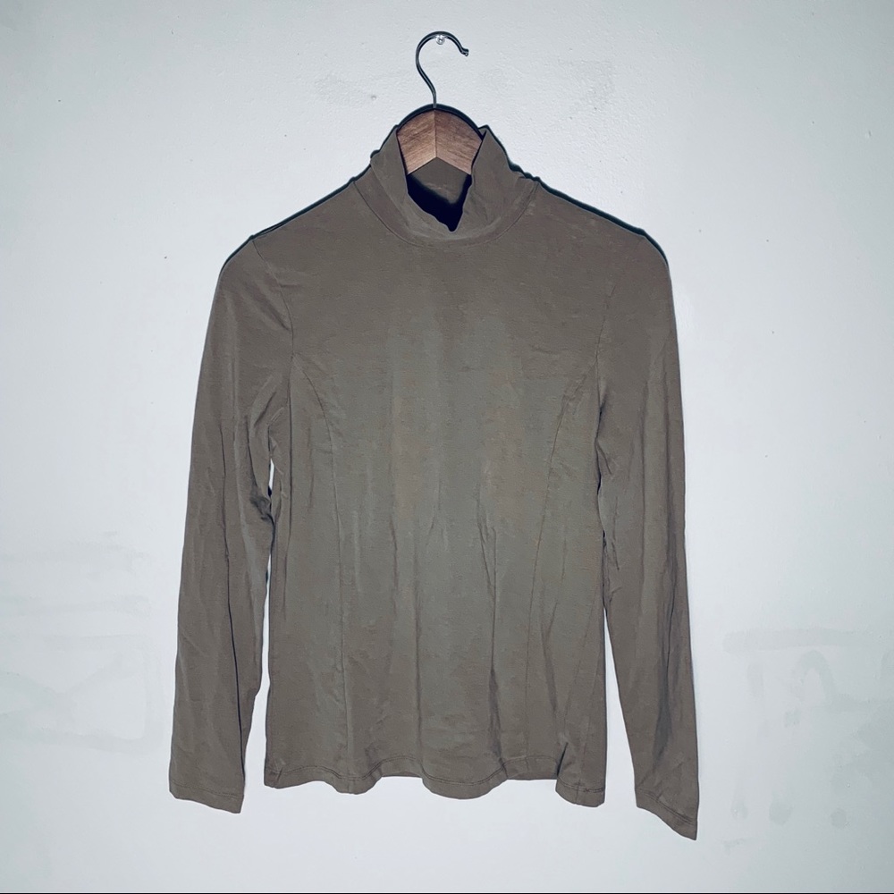 Eddie Bauer | Turtleneck